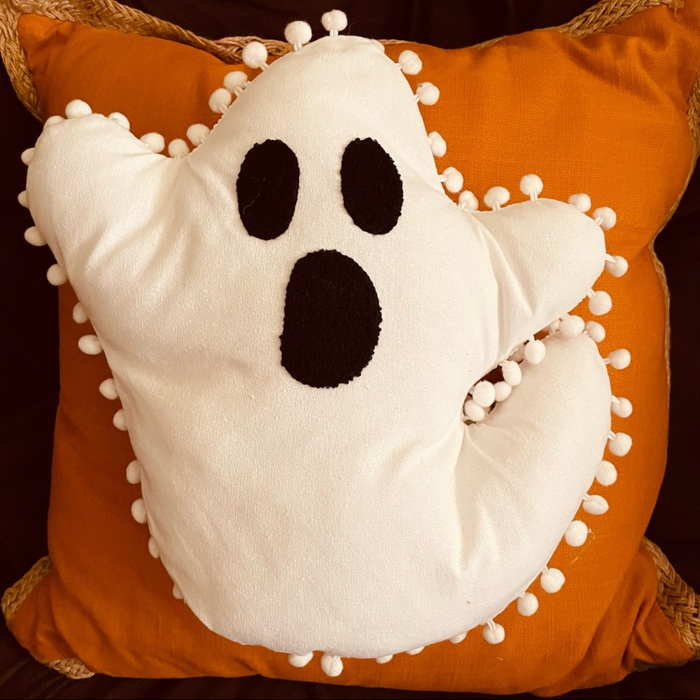 COPY - Ghost Halloween pillow